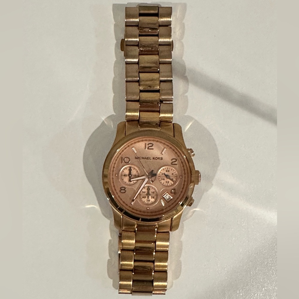 Michael Kors watch - Picture 2 of 5